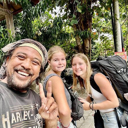 Bali Telaga Hati Yoga Healing And Retreat Center Hostel Санур Екстер'єр фото