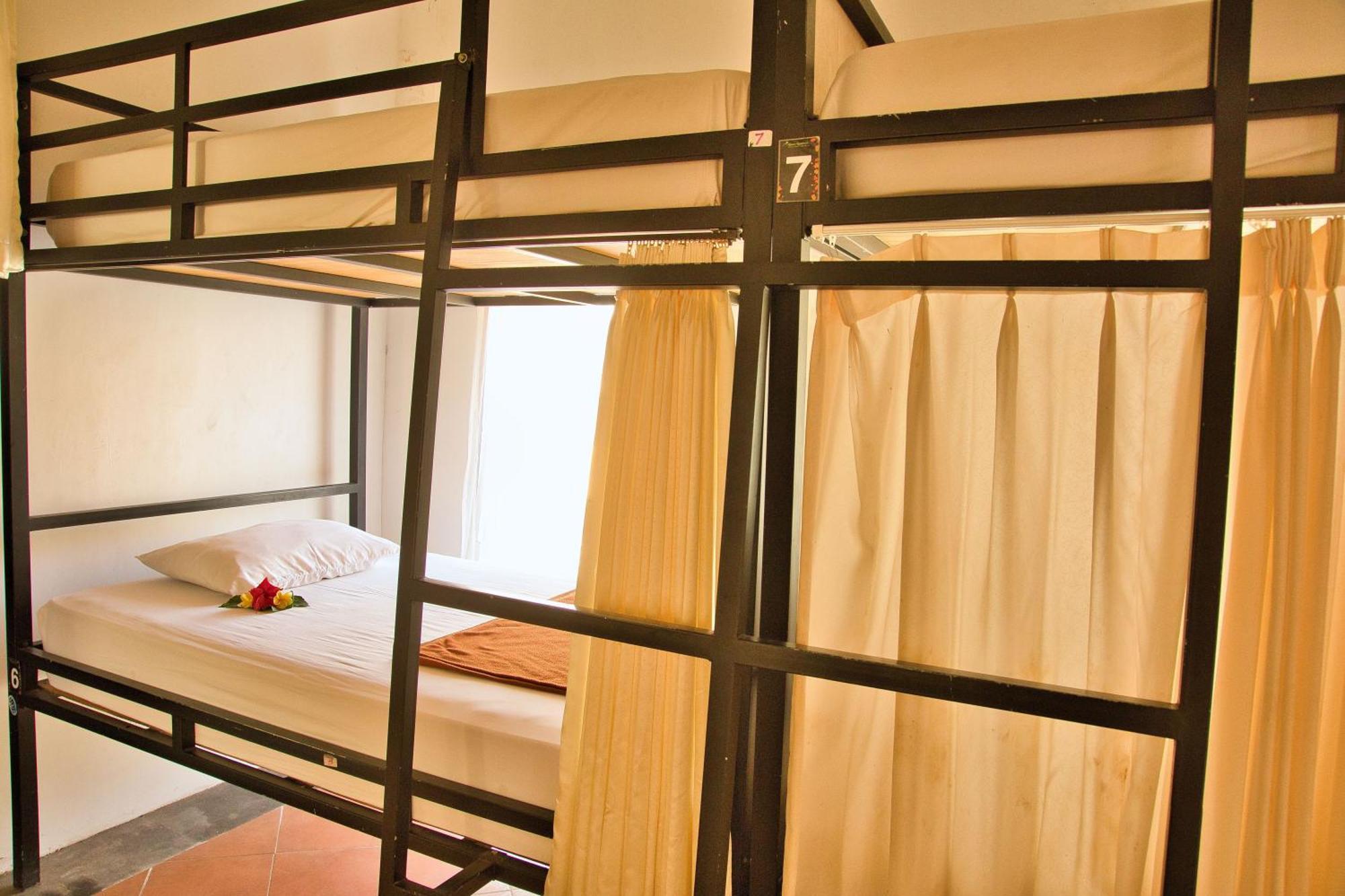 Bali Telaga Hati Yoga Healing And Retreat Center Hostel Санур Екстер'єр фото