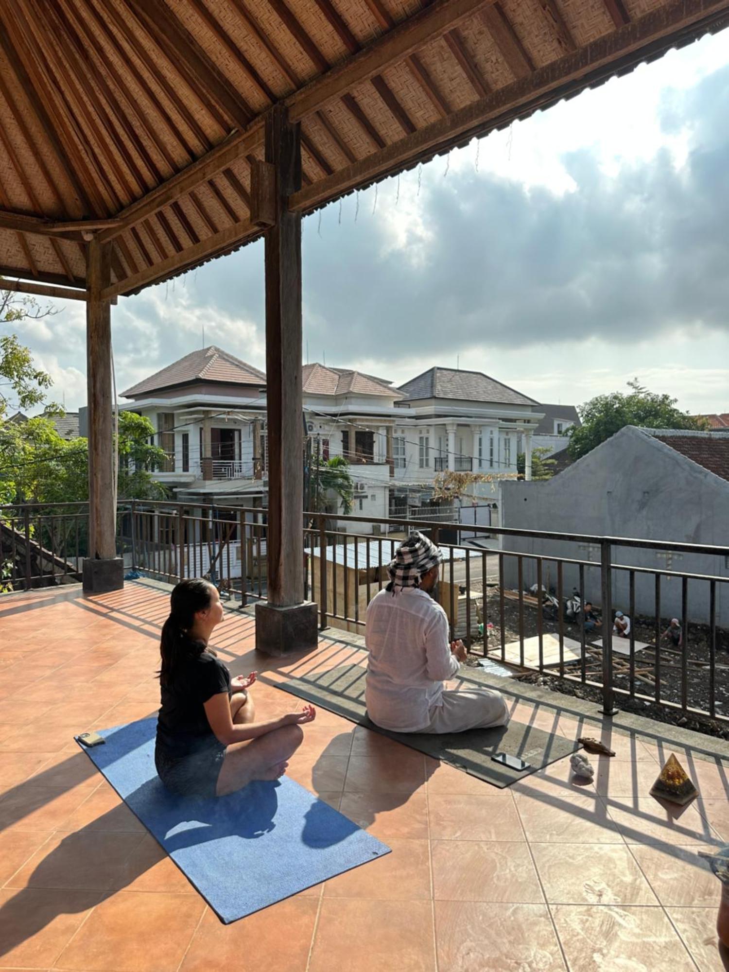 Bali Telaga Hati Yoga Healing And Retreat Center Hostel Санур Екстер'єр фото