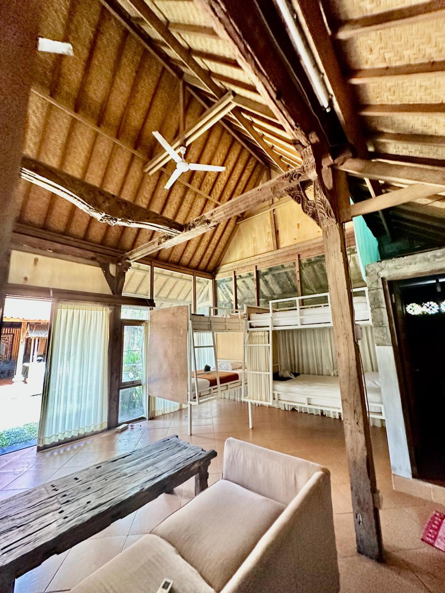 Bali Telaga Hati Yoga Healing And Retreat Center Hostel Санур Екстер'єр фото